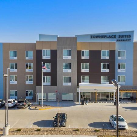 Towneplace Suites By Marriott Hays Kültér fotó