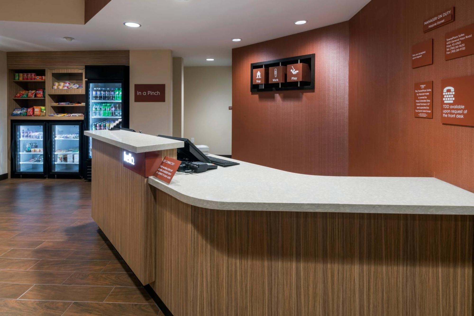 Towneplace Suites By Marriott Hays Kültér fotó