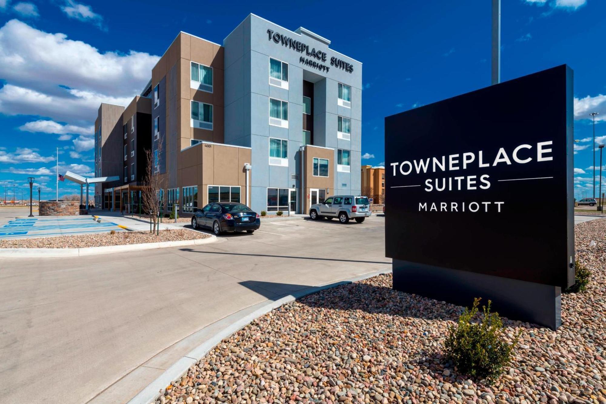 Towneplace Suites By Marriott Hays Kültér fotó